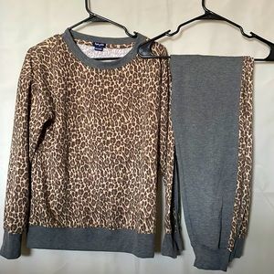 cheetah print 2 piece jogger set